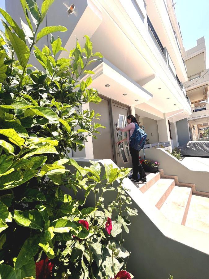 A Niko's Place Apartment *